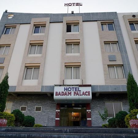 Hotel Badam Palace Udaipur Kültér fotó
