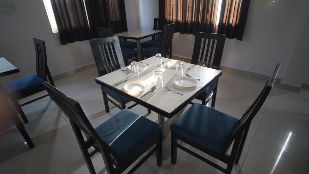Hotel Badam Palace Udaipur Kültér fotó