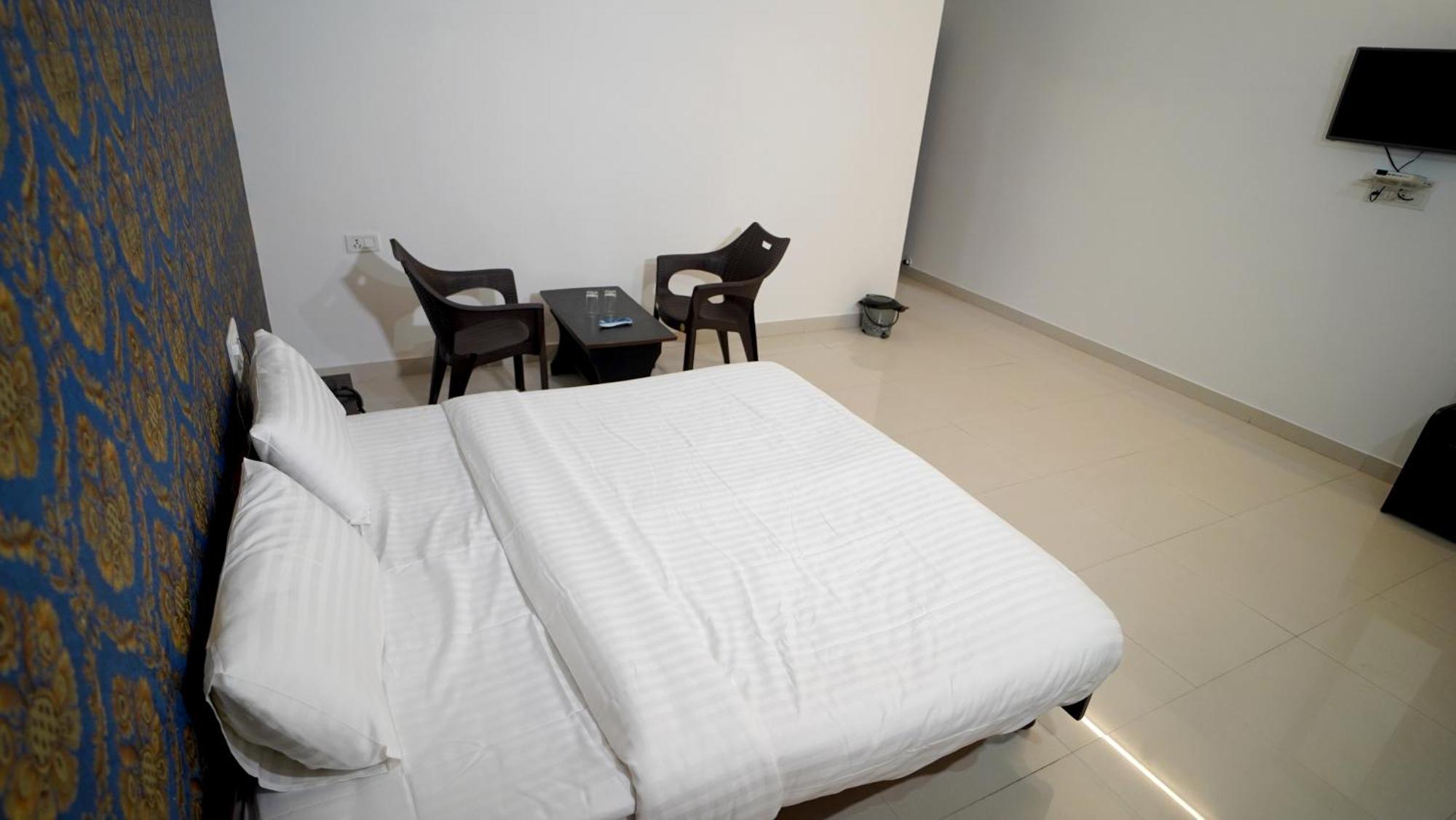 Hotel Badam Palace Udaipur Kültér fotó